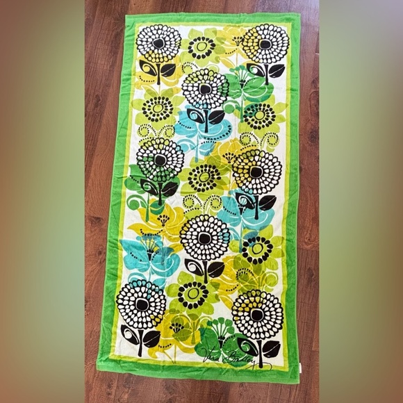 Vera bradley retired limes up picnic basket & blanket set - Picture 14 of 16